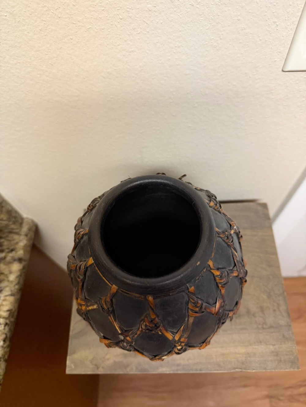 Black Ceramic Vase with Brown Woven Lattice - Picture 3 of 6
